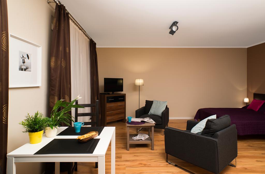 Apartamenty Tww Ochota Warszawa Rom bilde