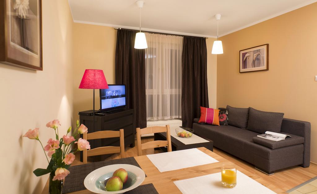 Apartamenty Tww Ochota Warszawa Rom bilde
